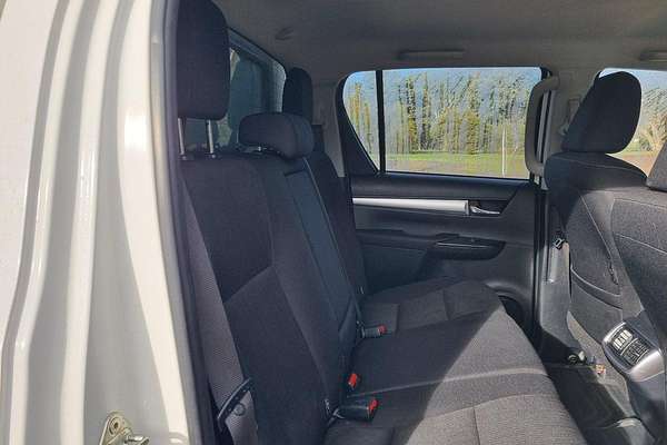 2022 Toyota Hilux SR5 GUN126R 4X4