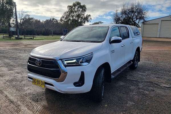 2022 Toyota Hilux SR5 GUN126R 4X4