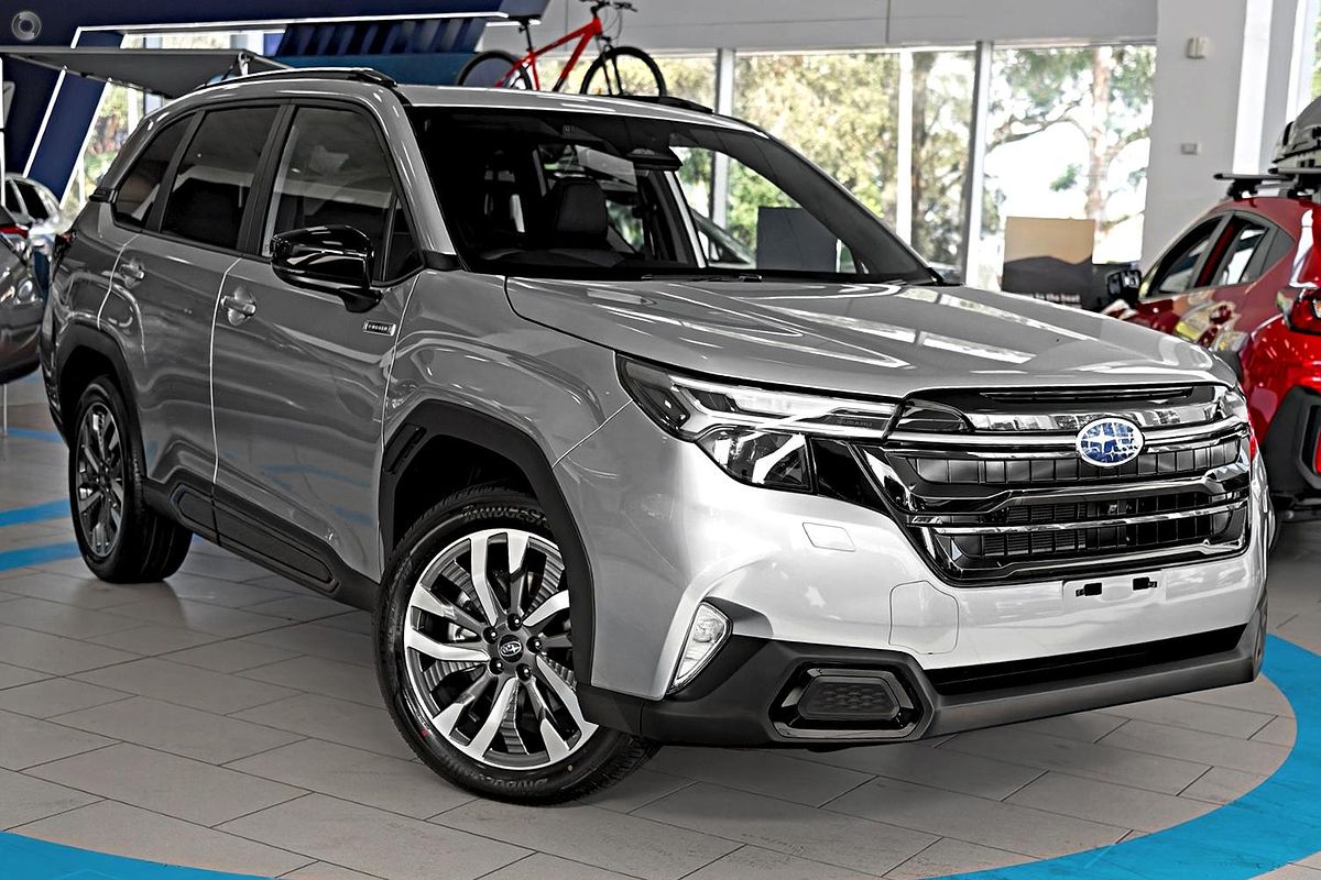 2025 Subaru Forester Hybrid Touring S6