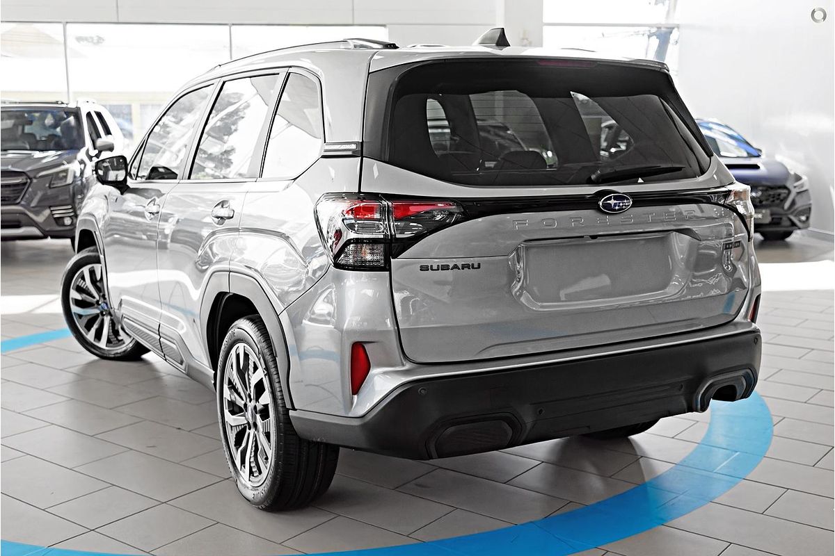2025 Subaru Forester Hybrid Touring S6