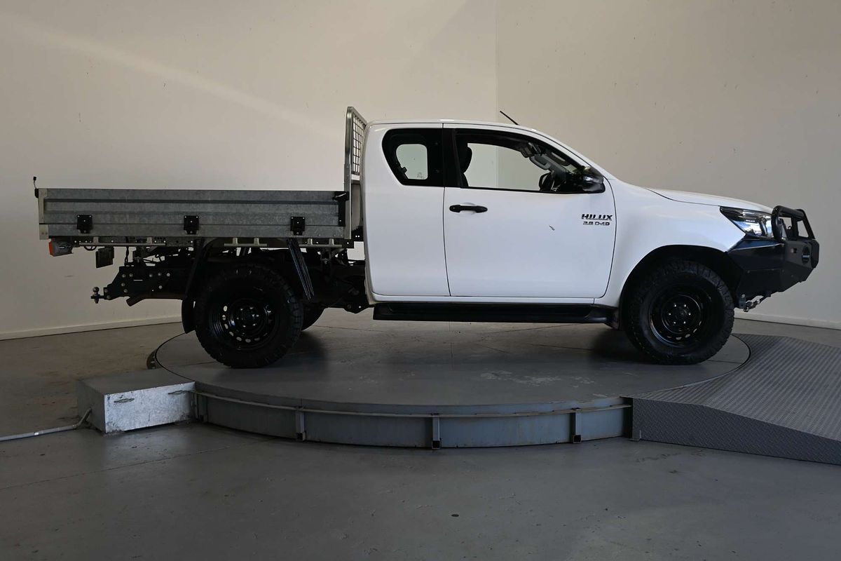 2019 Toyota Hilux SR (4x4) GUN126R MY19 4X4