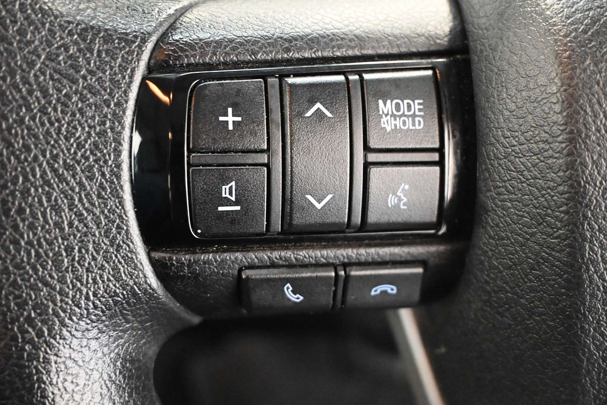 2019 Toyota Hilux SR (4x4) GUN126R MY19 4X4