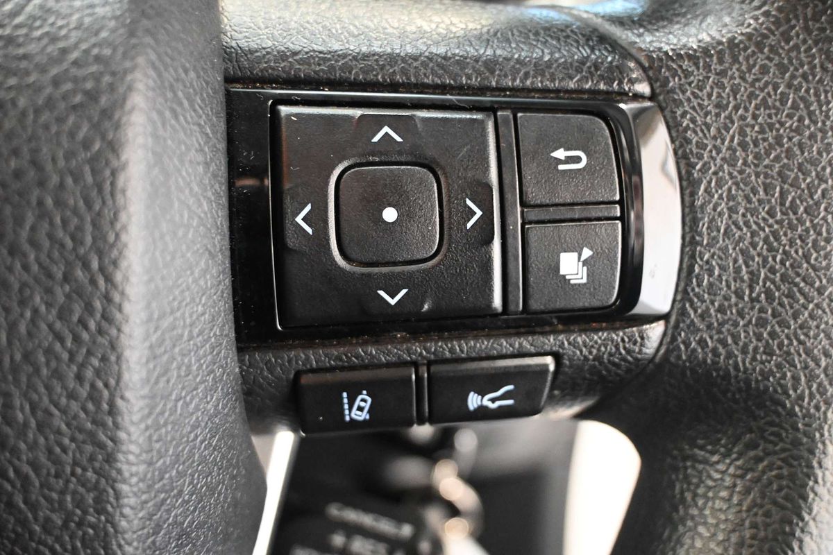 2019 Toyota Hilux SR (4x4) GUN126R MY19 4X4