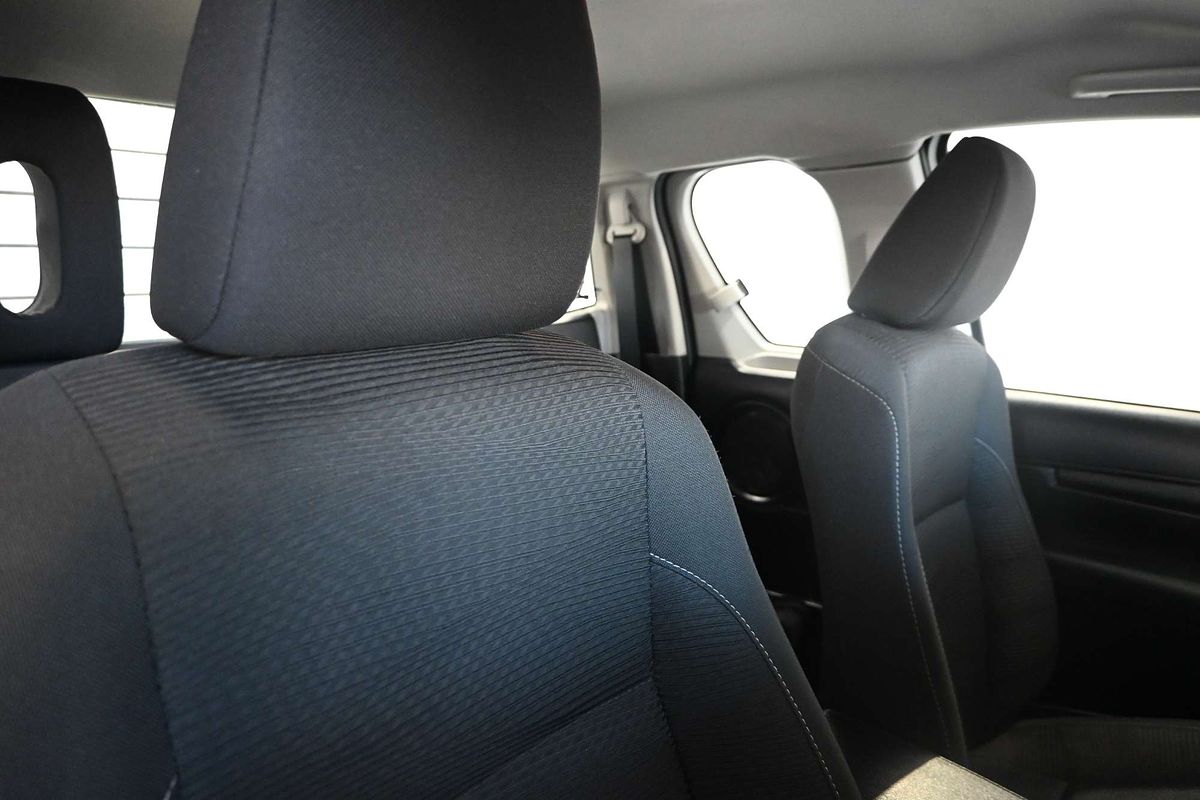 2019 Toyota Hilux SR (4x4) GUN126R MY19 4X4