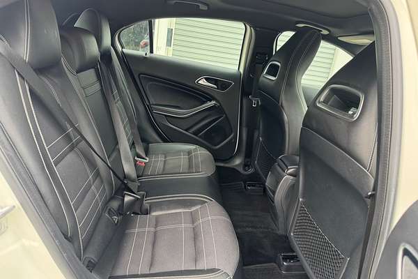 2016 Mercedes-Benz A-Class A200 W176