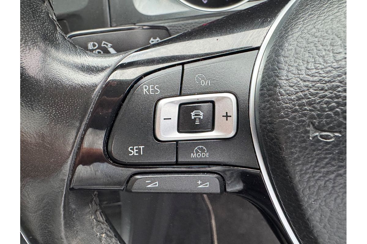 2017 Volkswagen Golf 110TSI Highline 7