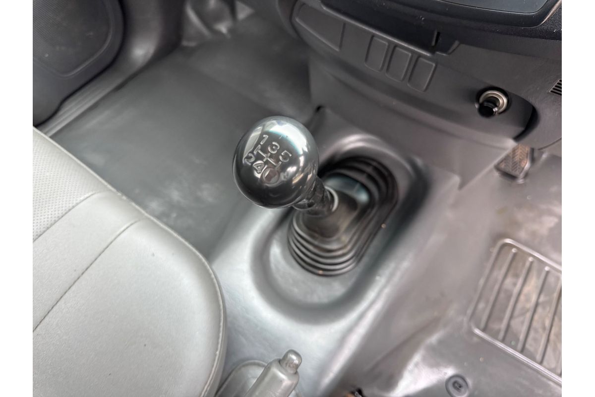 2011 Toyota Hilux Workmate TGN16R Rear Wheel Drive