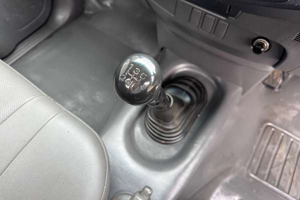 2011 Toyota Hilux Workmate TGN16R Rear Wheel Drive