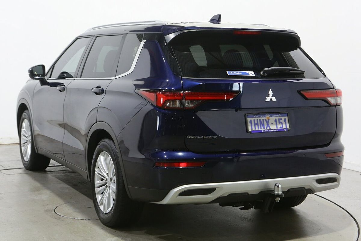 2022 Mitsubishi Outlander LS ZM