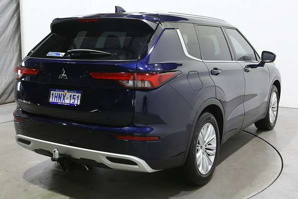 2022 Mitsubishi Outlander LS ZM