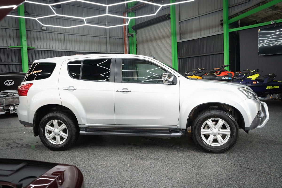 2015 Isuzu MU-X LS-U