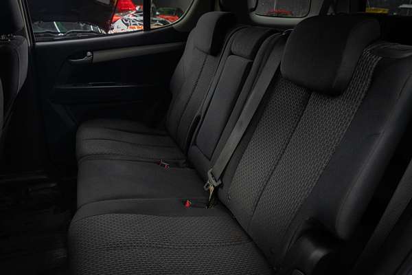 2015 Isuzu MU-X LS-U