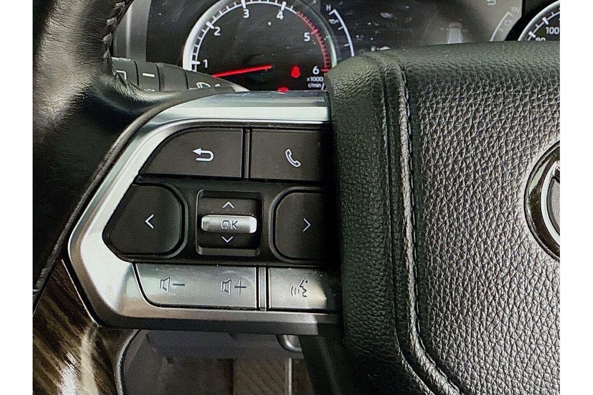 2022 Toyota Landcruiser VX FJA300R