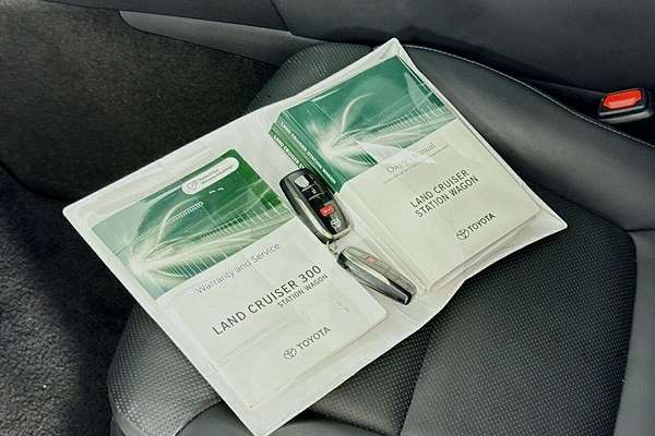2022 Toyota Landcruiser VX FJA300R