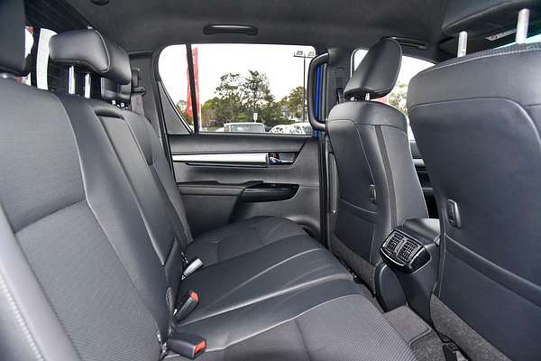 2024 Toyota Hilux Rogue 48V GUN126R 4X4