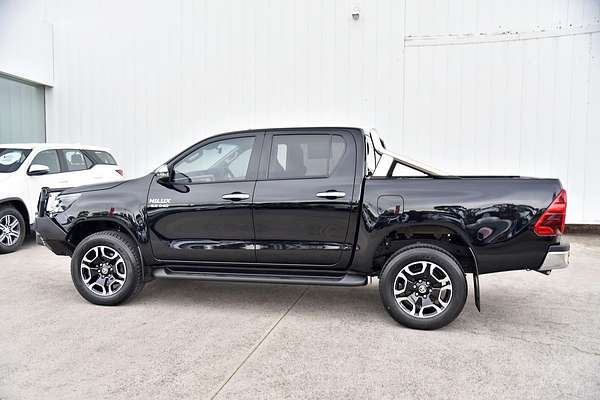 2021 Toyota Hilux SR5 GUN126R