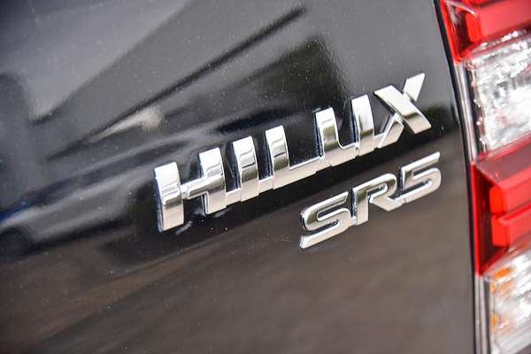 2021 Toyota Hilux SR5 GUN126R