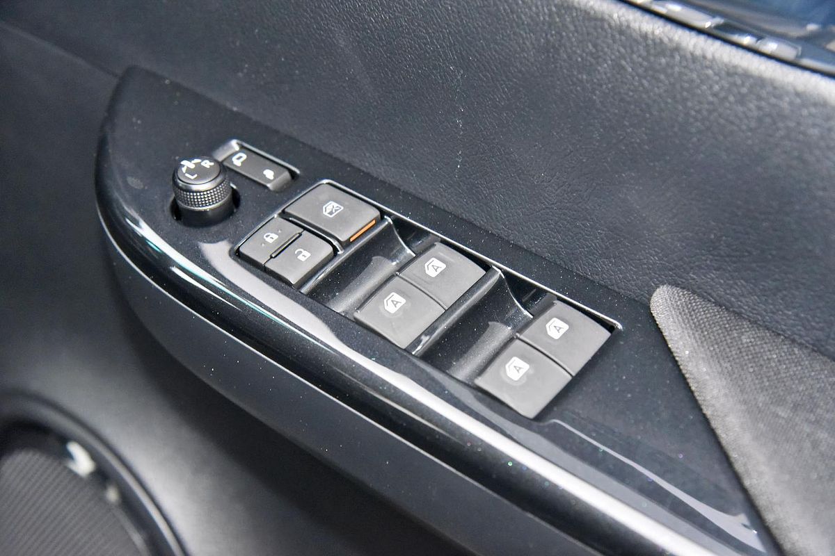 2021 Toyota Hilux SR5 GUN126R