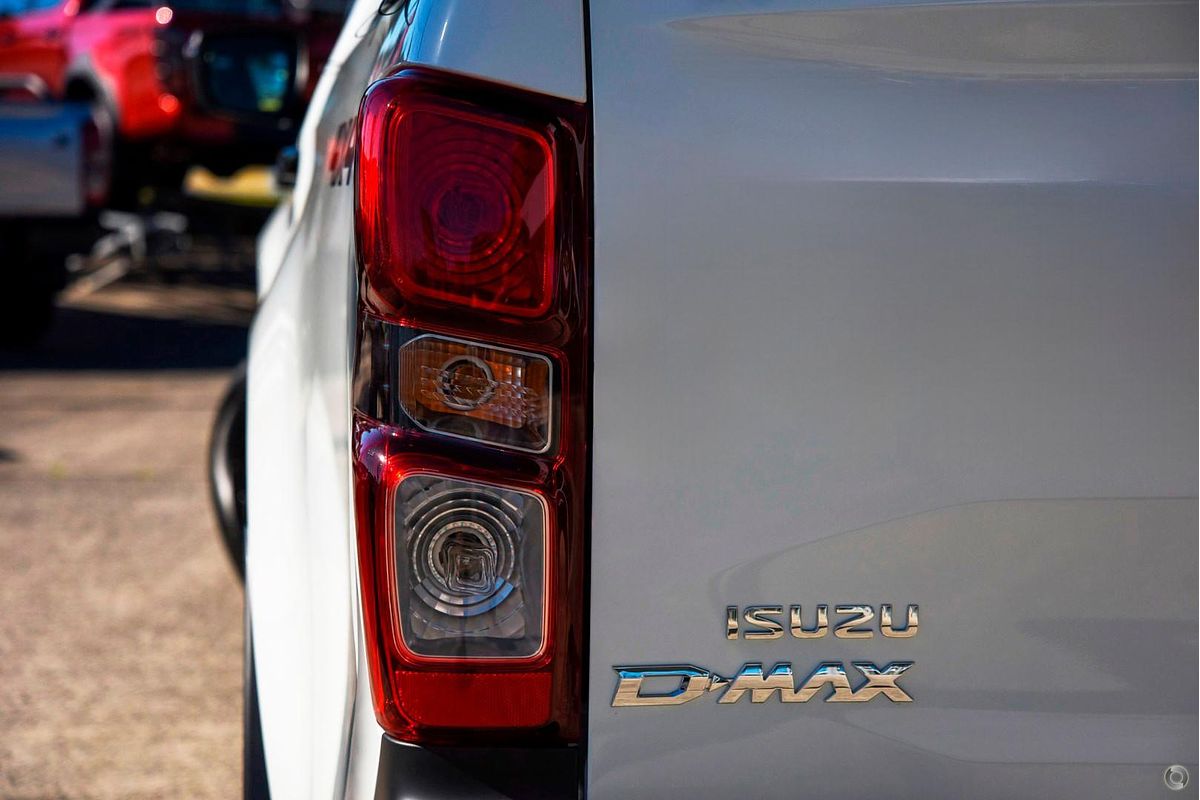 2025 Isuzu D-MAX X-RIDER 4X4