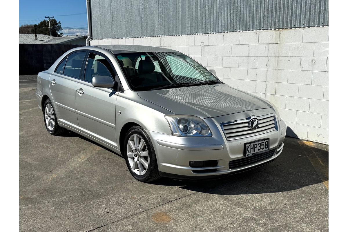 2006 Toyota AVENSIS