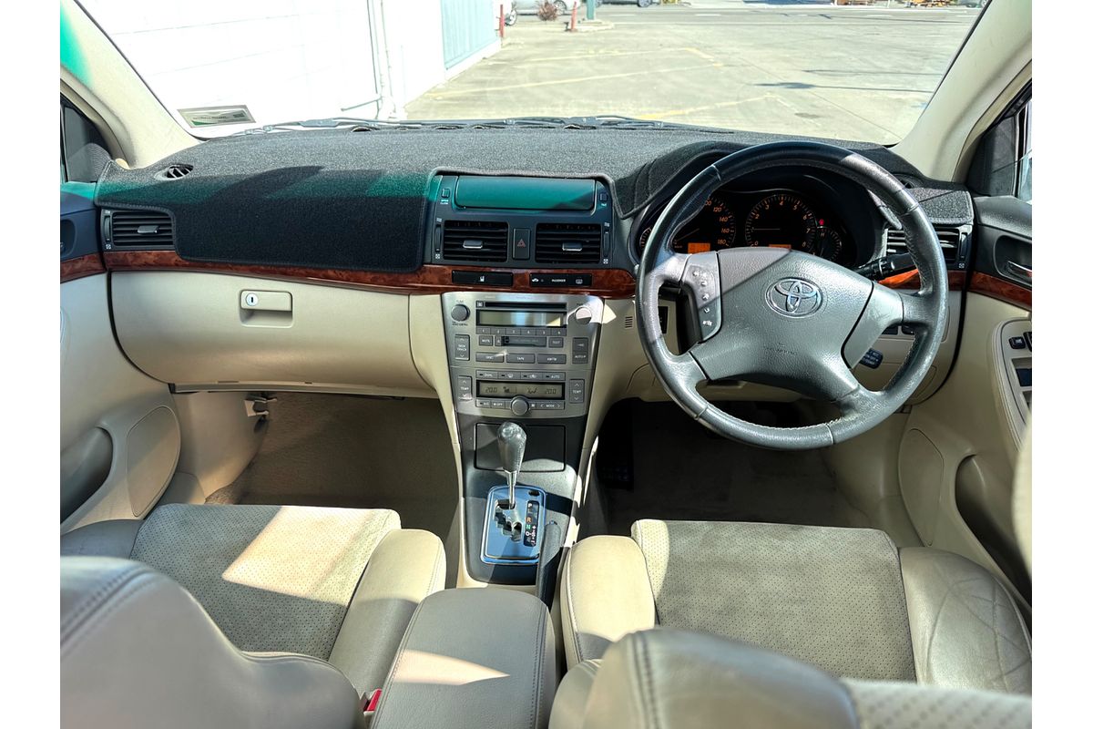 2006 Toyota AVENSIS