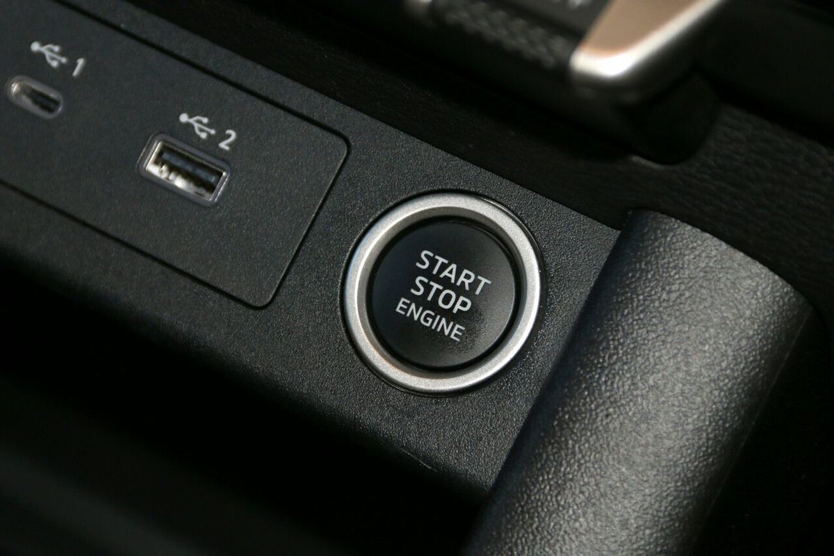 2024 Mitsubishi Triton GLS MV 4X4
