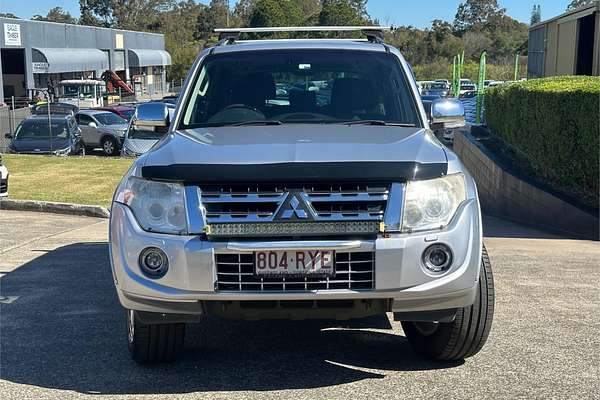 2011 Mitsubishi Pajero Exceed NT