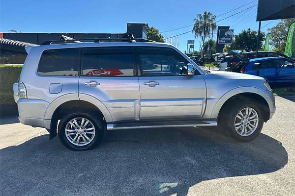 2011 Mitsubishi Pajero Exceed NT