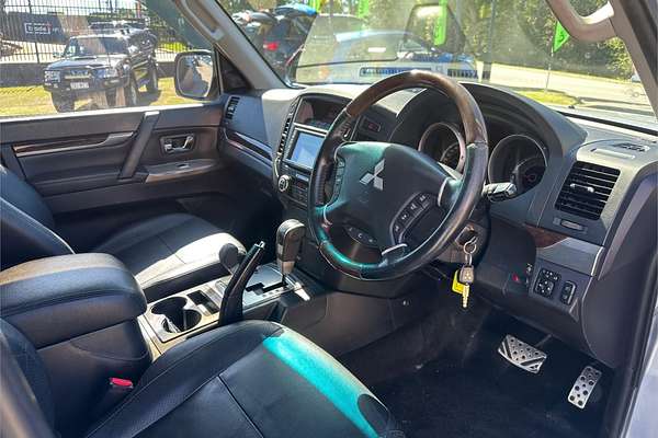 2011 Mitsubishi Pajero Exceed NT