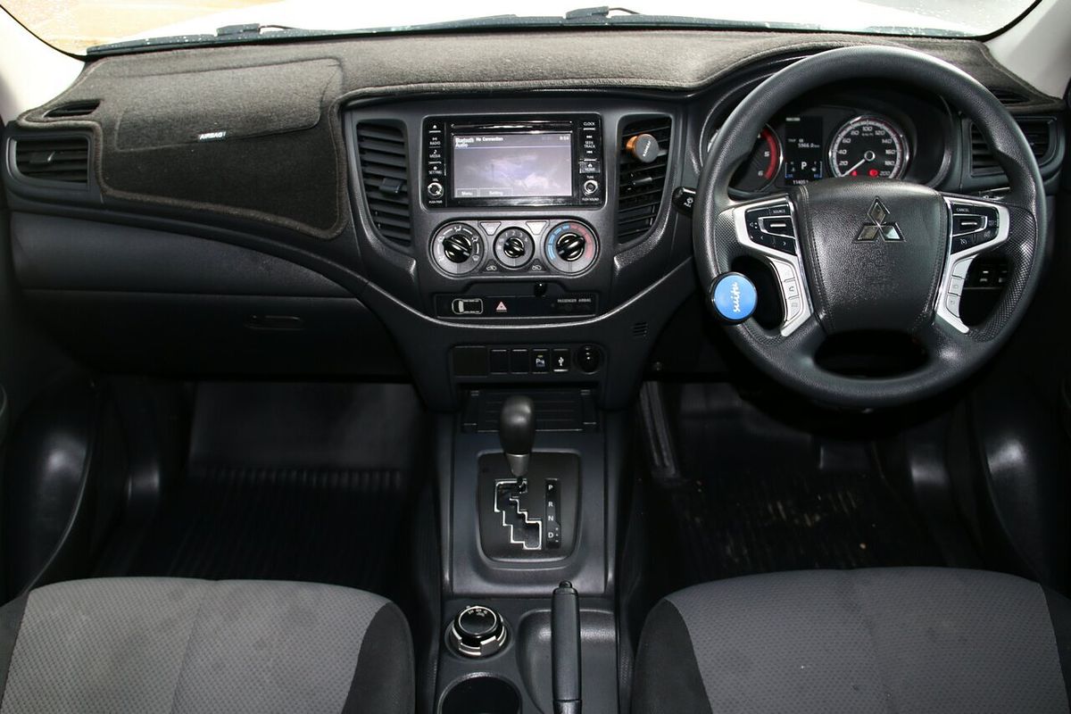 2019 Mitsubishi Triton GLX MR 4X4