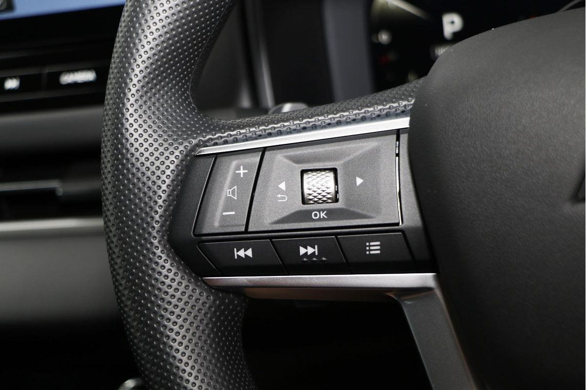 2025 Mitsubishi Outlander ES ZM