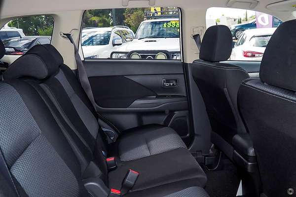 2018 Mitsubishi Outlander LS ZL