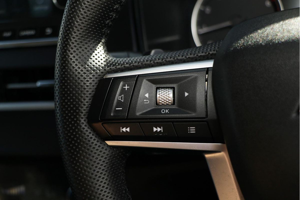 2022 Mitsubishi Outlander LS ZM