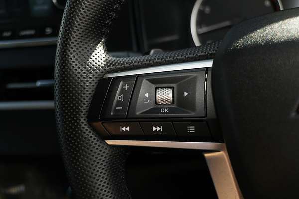 2022 Mitsubishi Outlander LS ZM