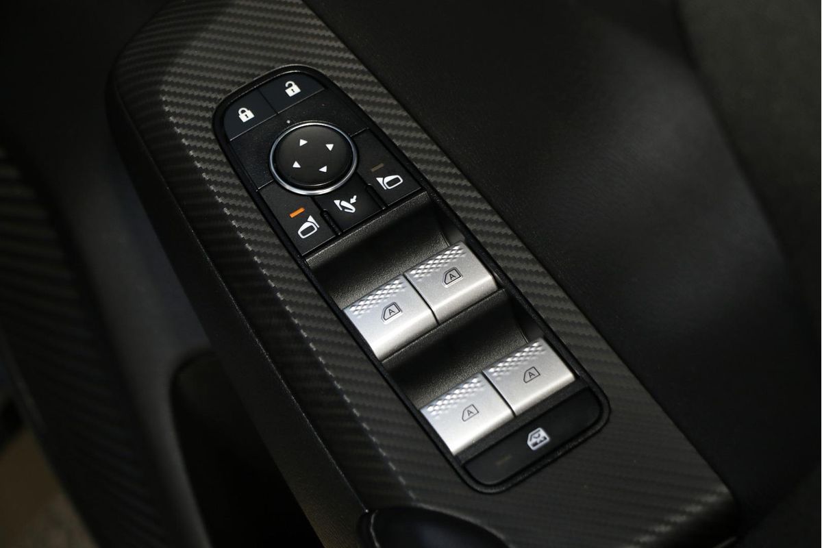 2022 Mitsubishi Outlander LS ZM