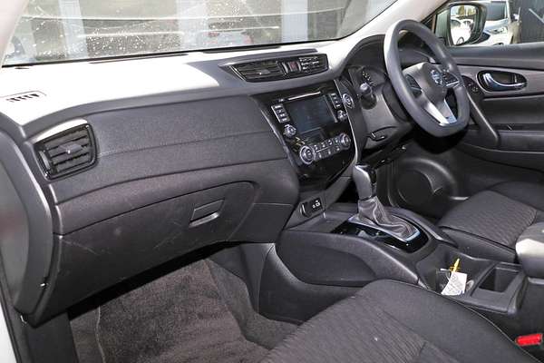 2022 Nissan X-TRAIL ST T32