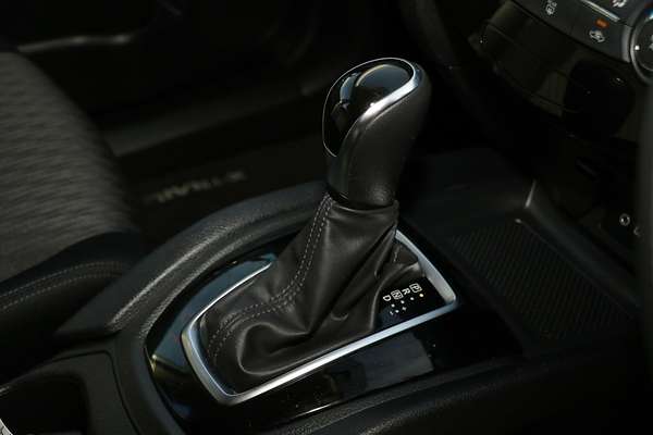 2022 Nissan X-TRAIL ST T32