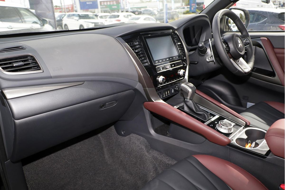 2025 Mitsubishi Pajero Sport GSR QG