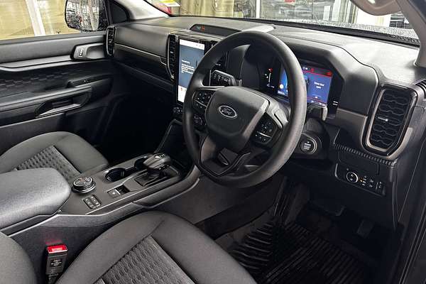 2024 Ford Everest Ambiente 2.0L