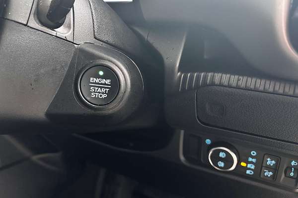 2024 Ford Everest Ambiente 2.0L
