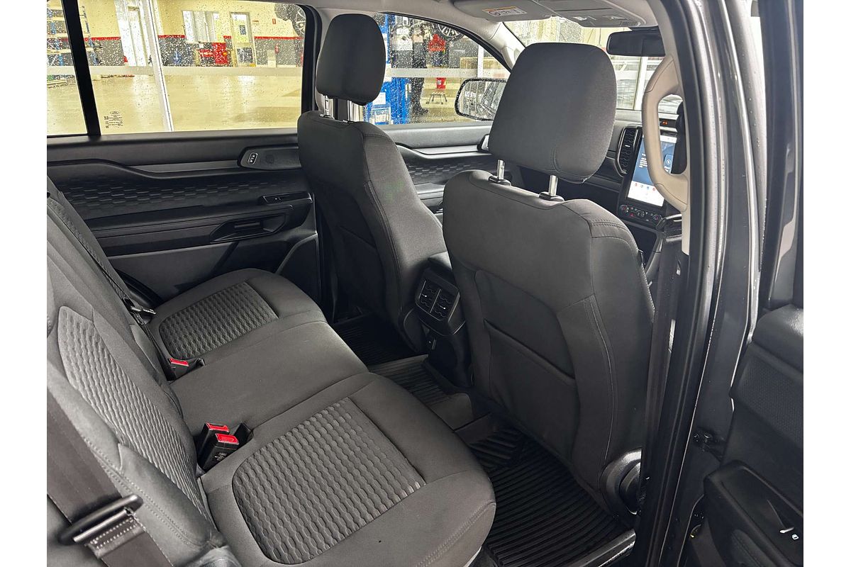 2024 Ford Everest Ambiente 2.0L