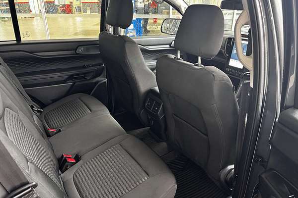 2024 Ford Everest Ambiente 2.0L
