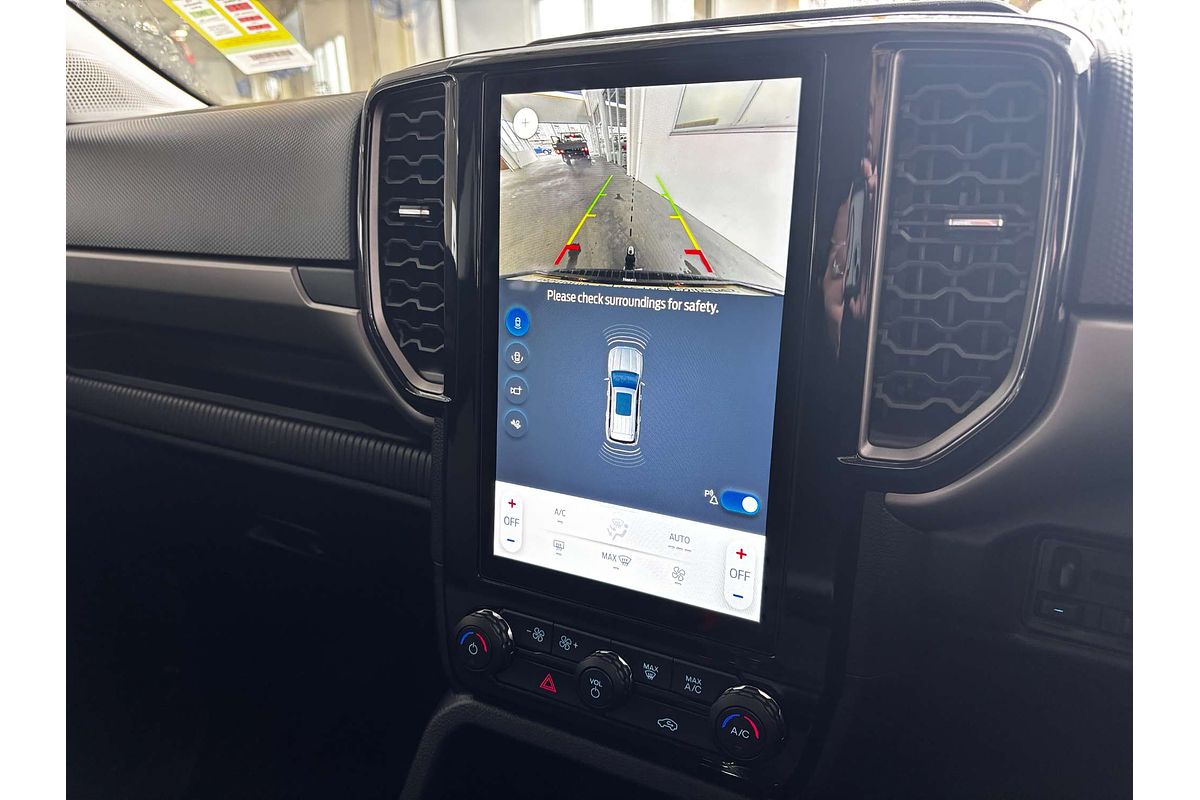 2024 Ford Everest Ambiente 2.0L