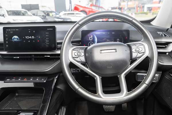 2022 GWM H6 Lux B01