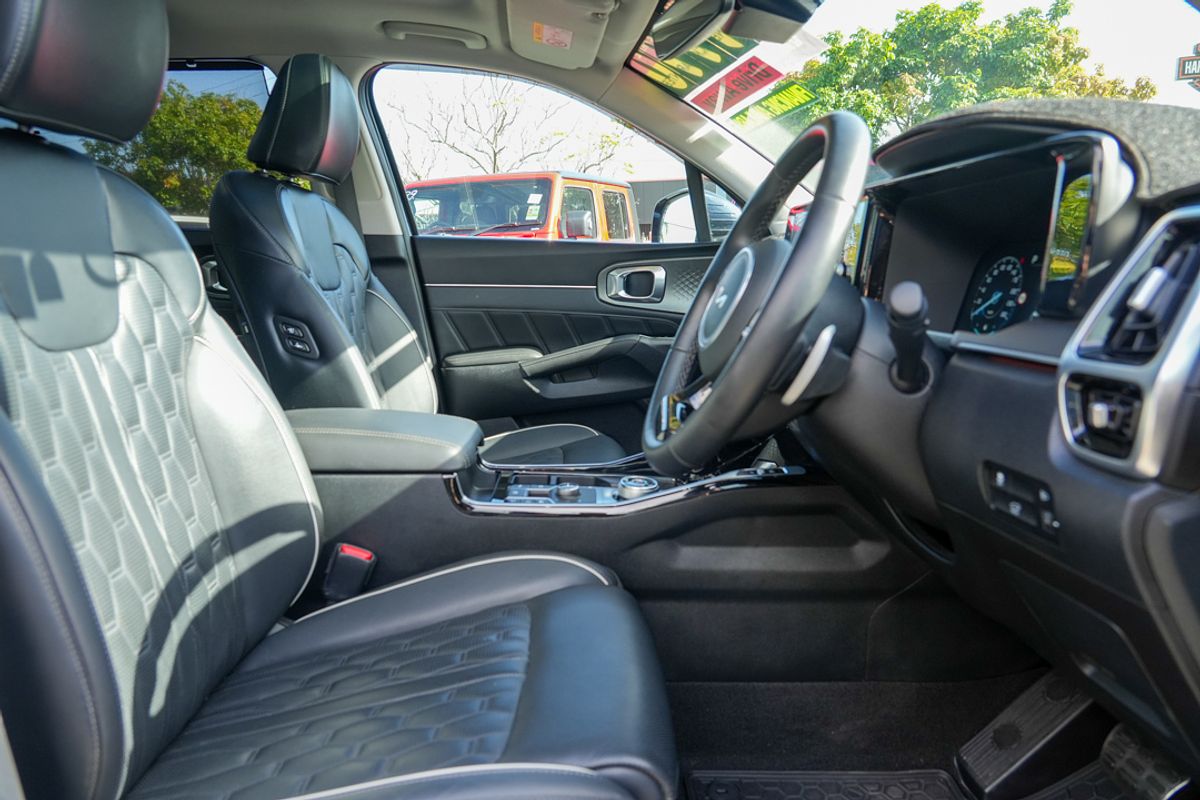 2022 Kia Sorento GT-Line MQ4