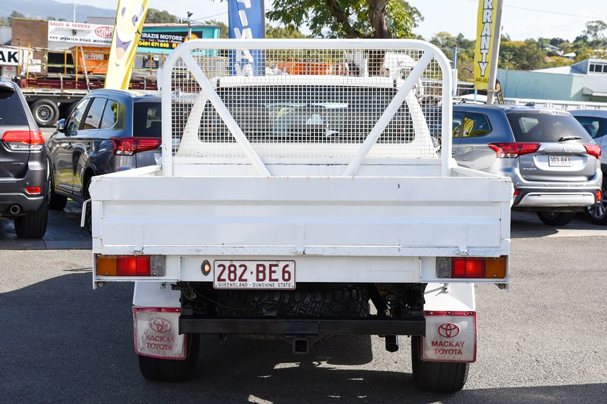 2015 Toyota Hilux SR GUN126R 4X4