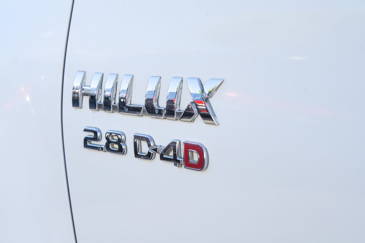 2015 Toyota Hilux SR GUN126R 4X4