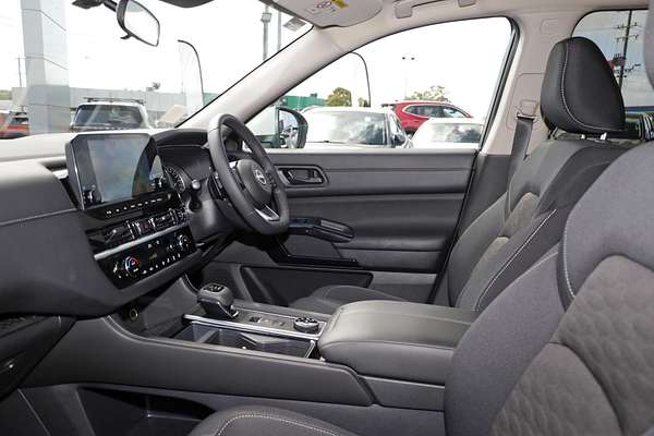 2024 Nissan Pathfinder ST-L R53