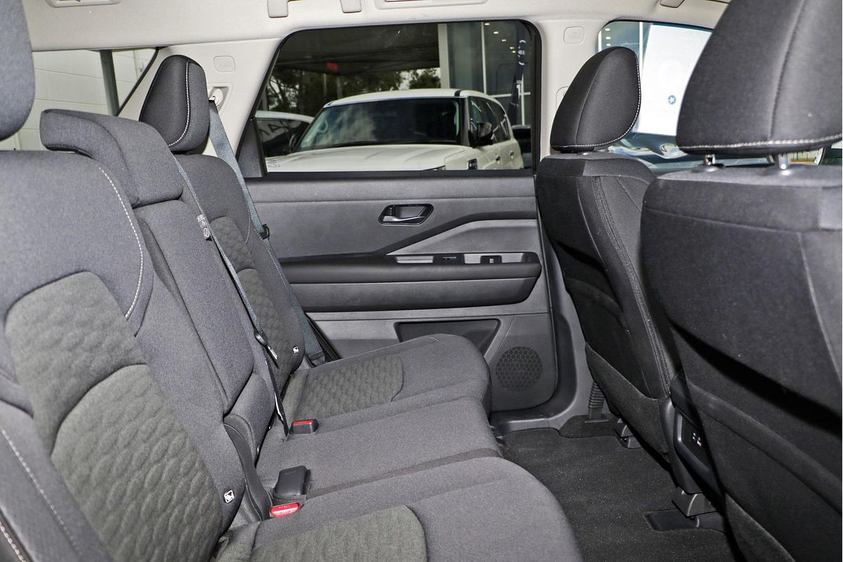 2024 Nissan Pathfinder ST-L R53