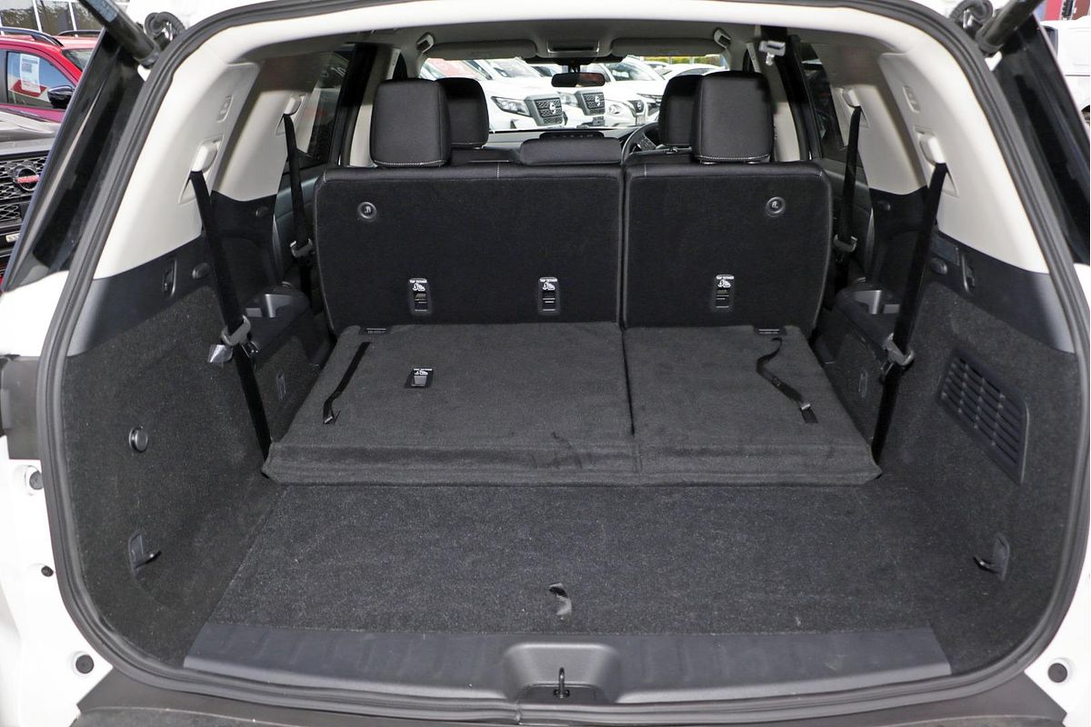 2024 Nissan Pathfinder ST-L R53